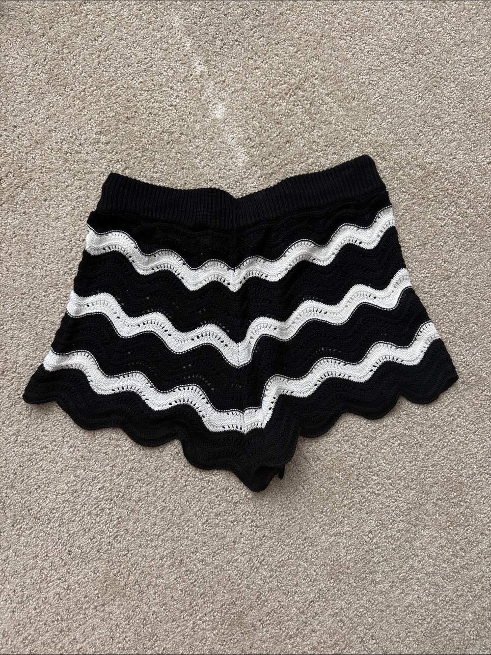 Beach Riot Balboa Chevron Drawstring Shorts NEW - Picture 2 of 3